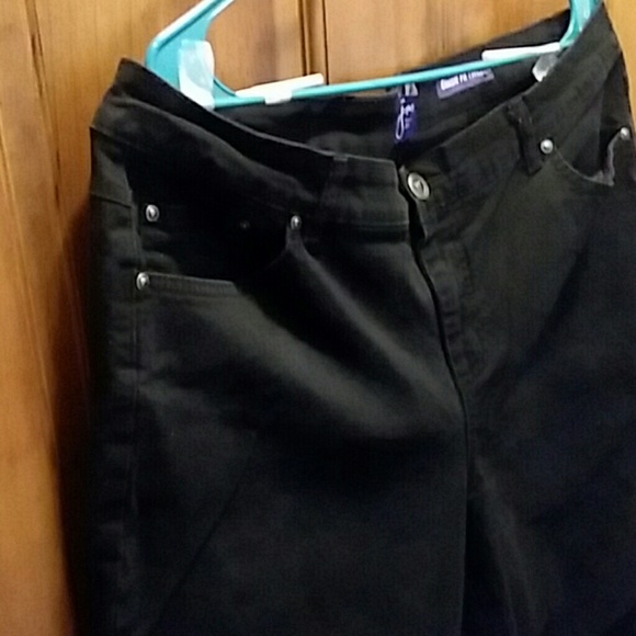 Jeans - Picture 2 of 4